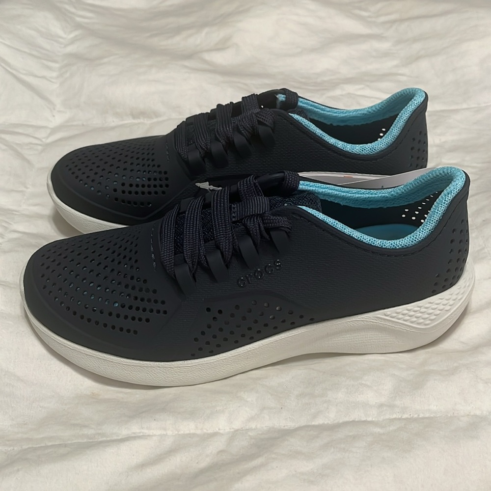 Crocs Women's Literide Pacer Lace-up Sneakers Size 5 Blue